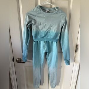Gymshark blue ombré activewear set. Size small